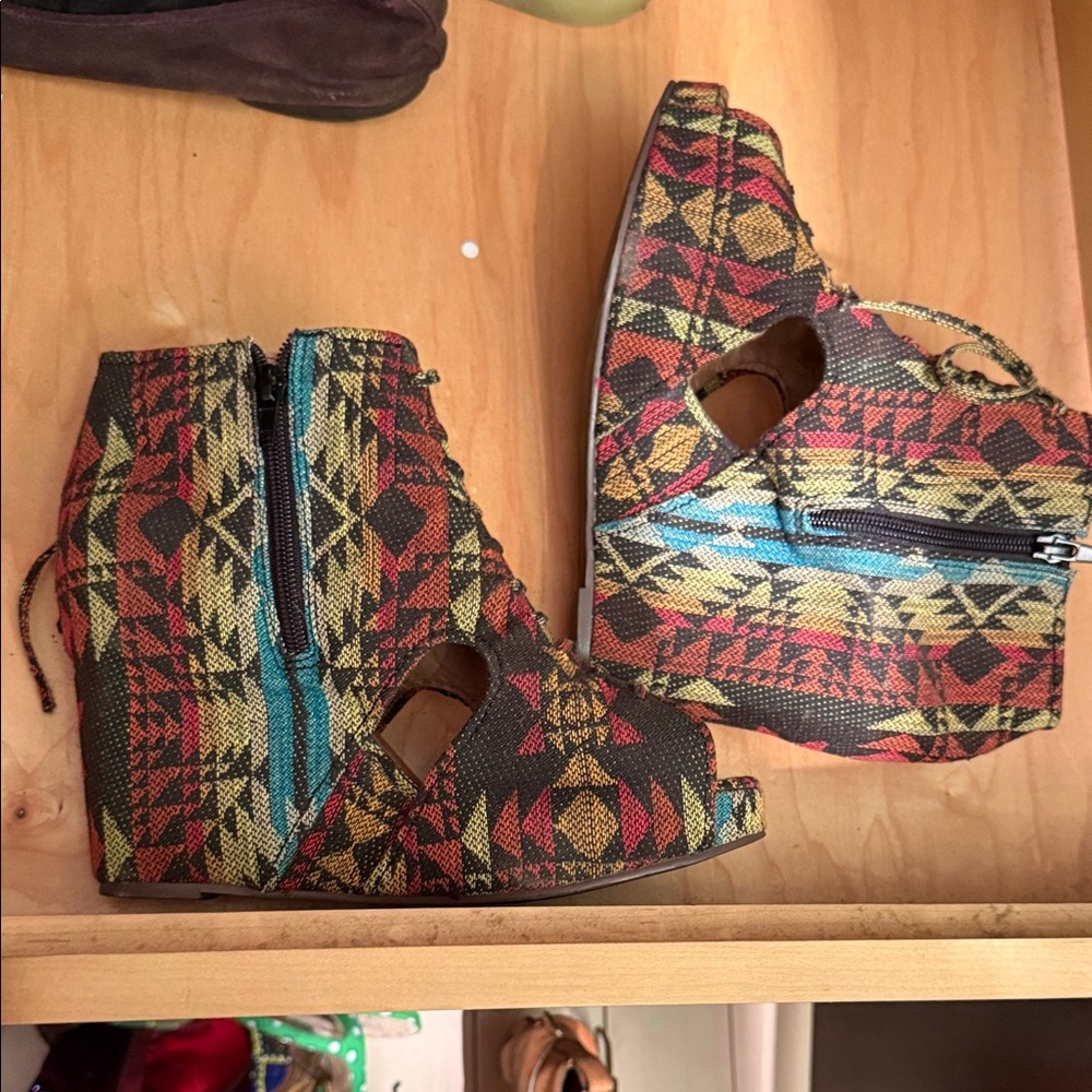 Jeffrey Campbell Multicolor Patterned Wedges - image 4